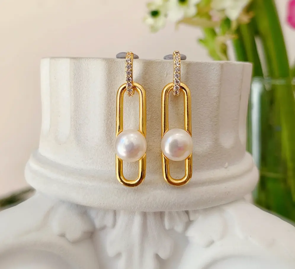 AAA Quality 7-8mm white freshwater pearl earring, 18K Gold